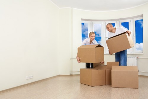 Checklist and moving preparation for customers in Shepherds Bush